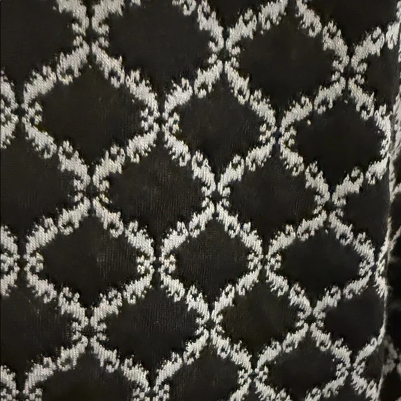 Elegant  Patterned Dress - Picture 5 of 5